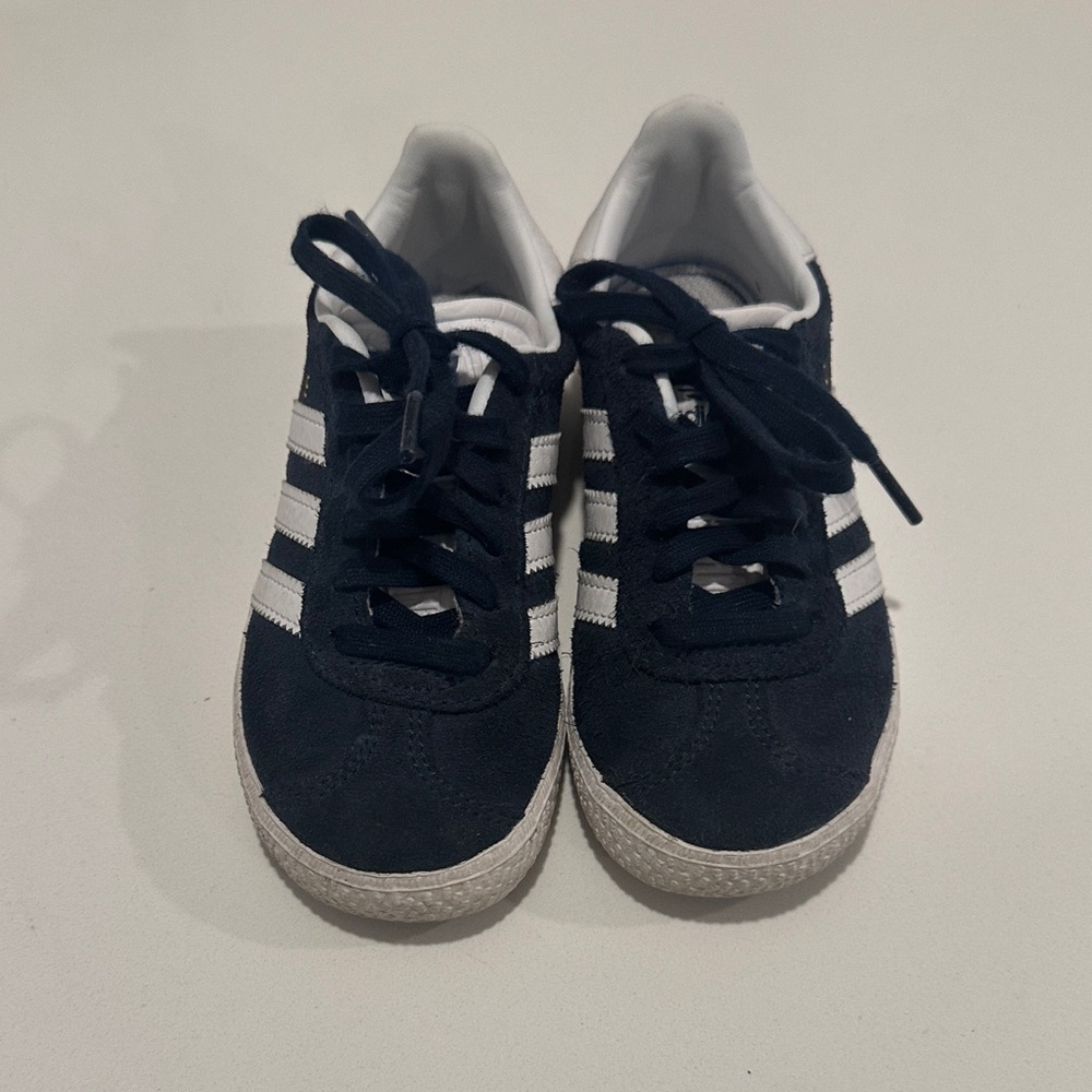 Adidas Kids Dark Blue and White gazelles
